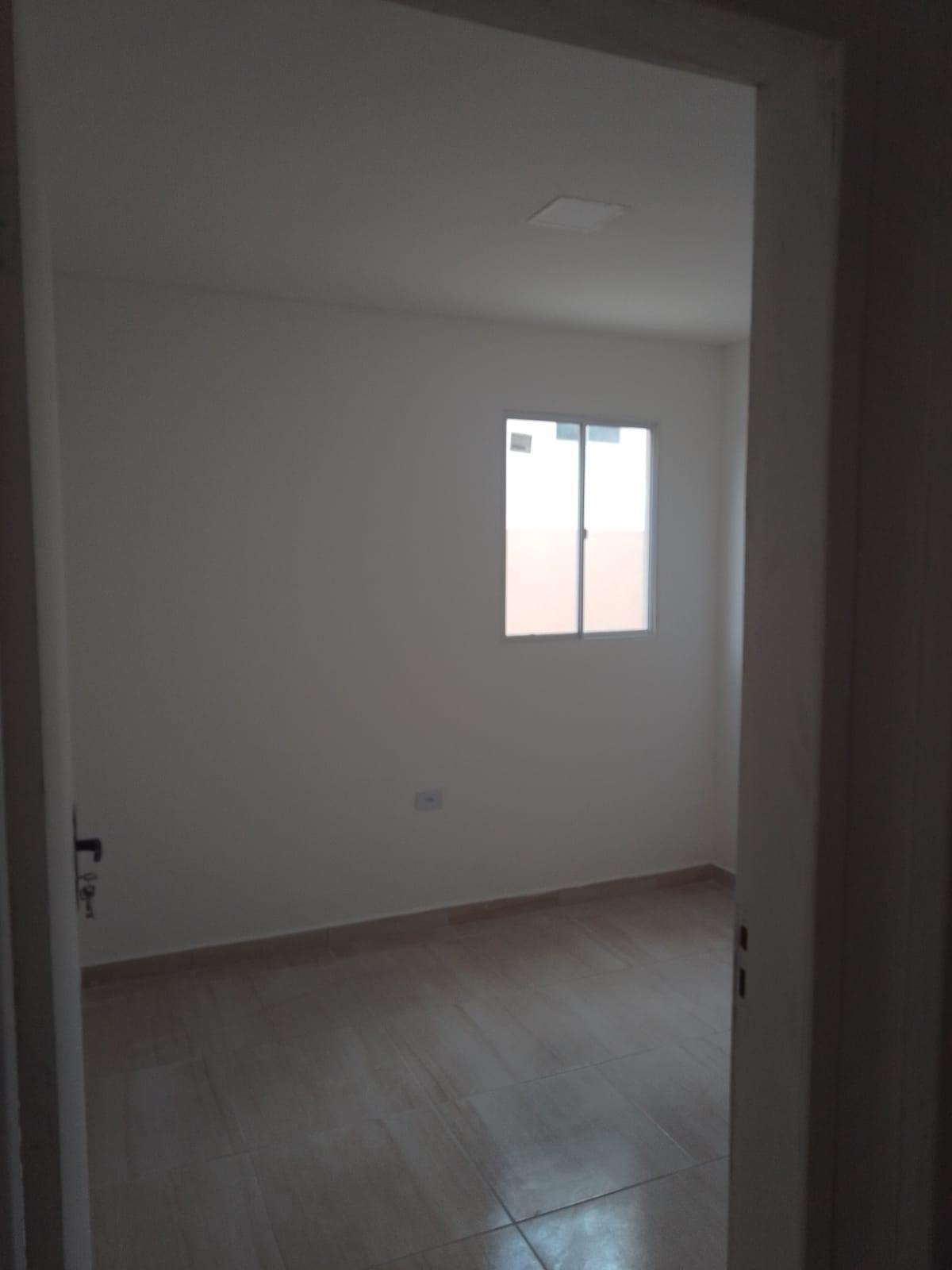 Apartamento situado por trás da Loja 2001